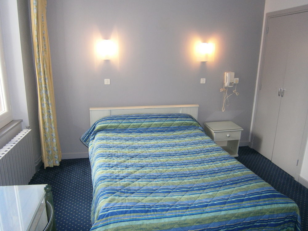 Logis Hotel Saint Jacques فالنسيا المظهر الخارجي الصورة