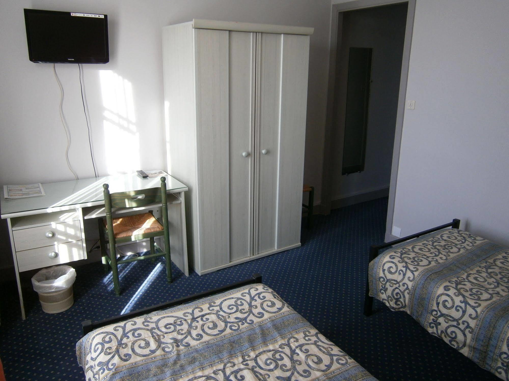 Logis Hotel Saint Jacques فالنسيا المظهر الخارجي الصورة