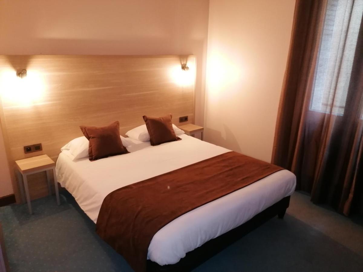 Logis Hotel Saint Jacques فالنسيا المظهر الخارجي الصورة